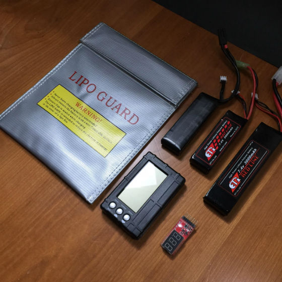 エアガンにメリットの多いリポバッテリー 充電 保管方法 取り扱いの注意点などまとめてみたよ トモ流